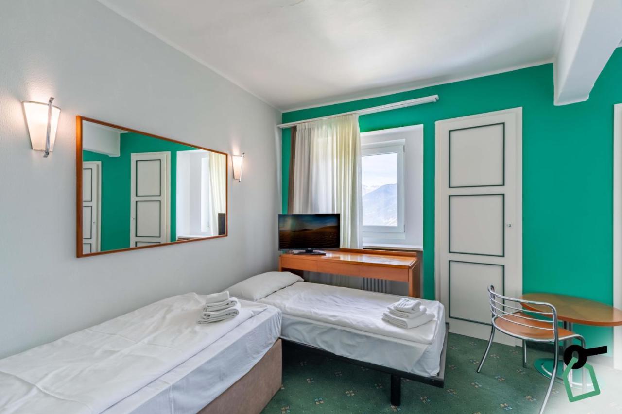 Hotiday Room Collection - Sauze Torre Oulx Exteriör bild
